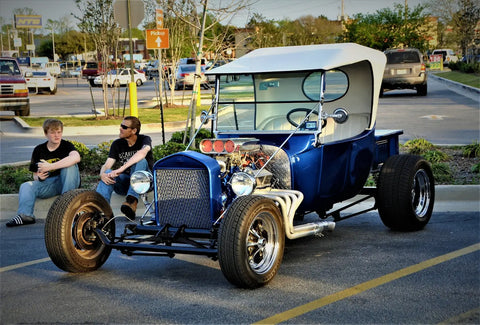 Comment personnaliser vos propres vêtements de hot rod