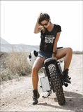 Good girl ride T-shirt Unisexe à Manches Courtes streatozone